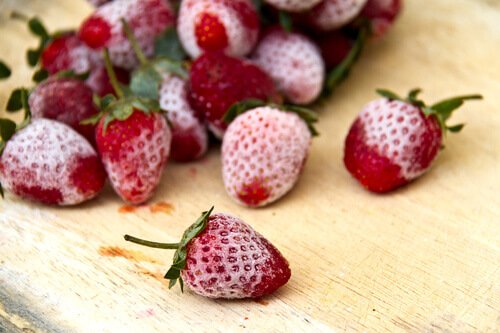 Frozen strawberries
